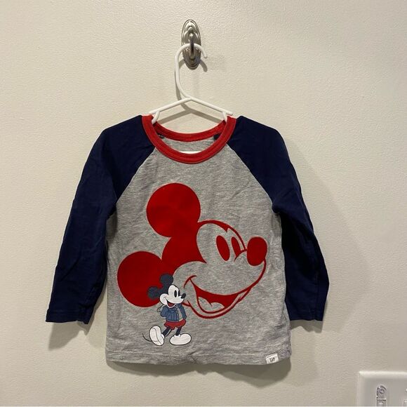 GAP Other - Gap Disney Mickey Mouse graphic long sleeve shirt in size 4t